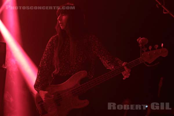 PIXIES - 2019-10-19 - PARIS - Olympia - Paz Lenchantin